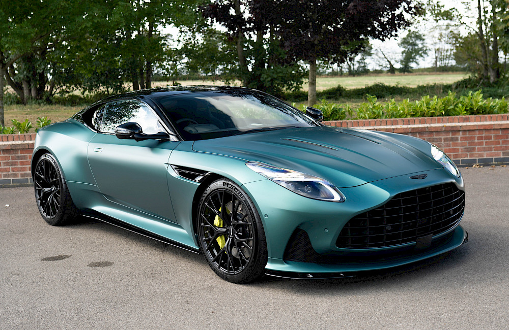2024/73 Aston Martin DB12 V8 4