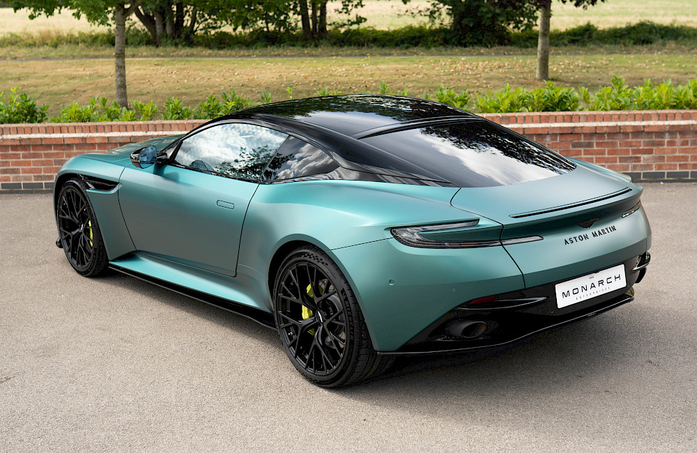 2024/73 Aston Martin DB12 V8 11
