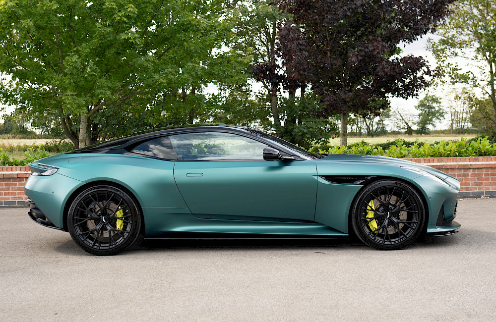 2024/73 Aston Martin DB12 V8 14
