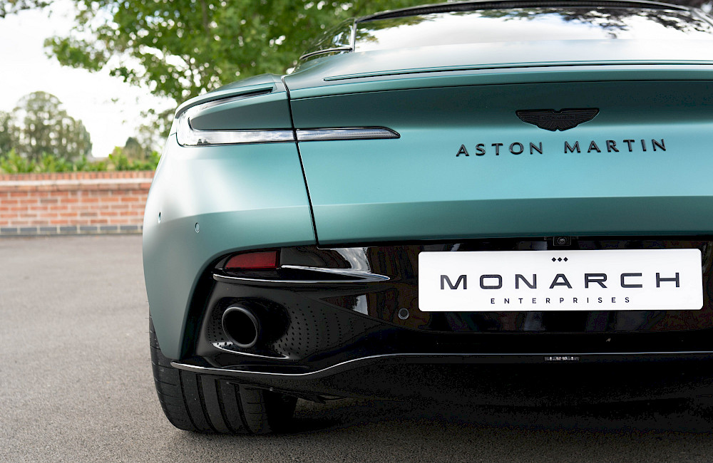 2024/73 Aston Martin DB12 V8 25