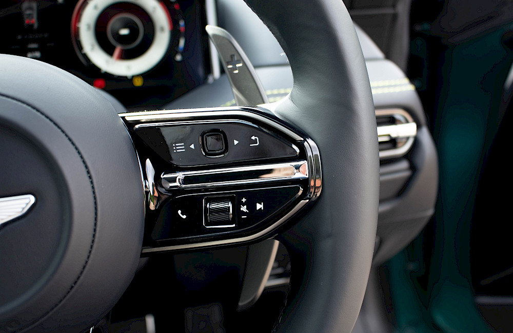2024/73 Aston Martin DB12 V8 54