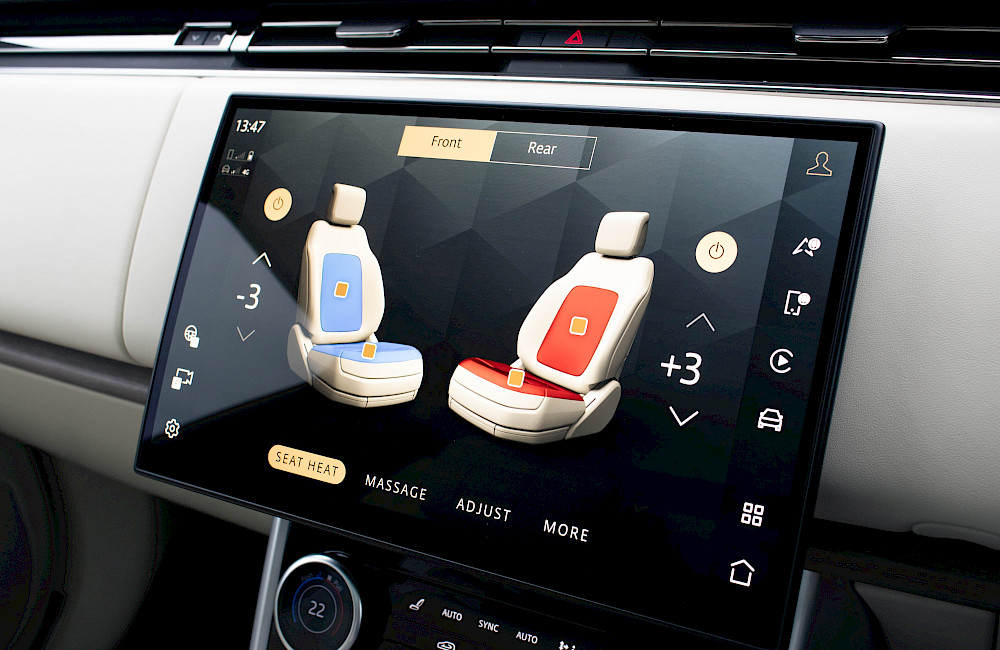 2023/72 Range Rover Vogue First Edition LWB P530 56