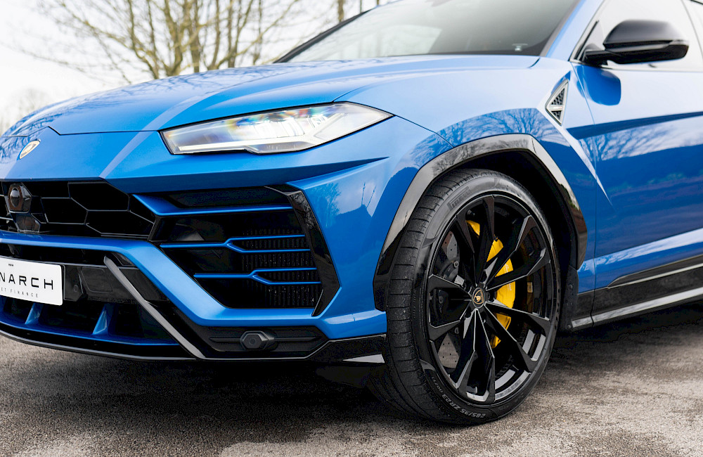 2018/68 Lamborghini Urus 17