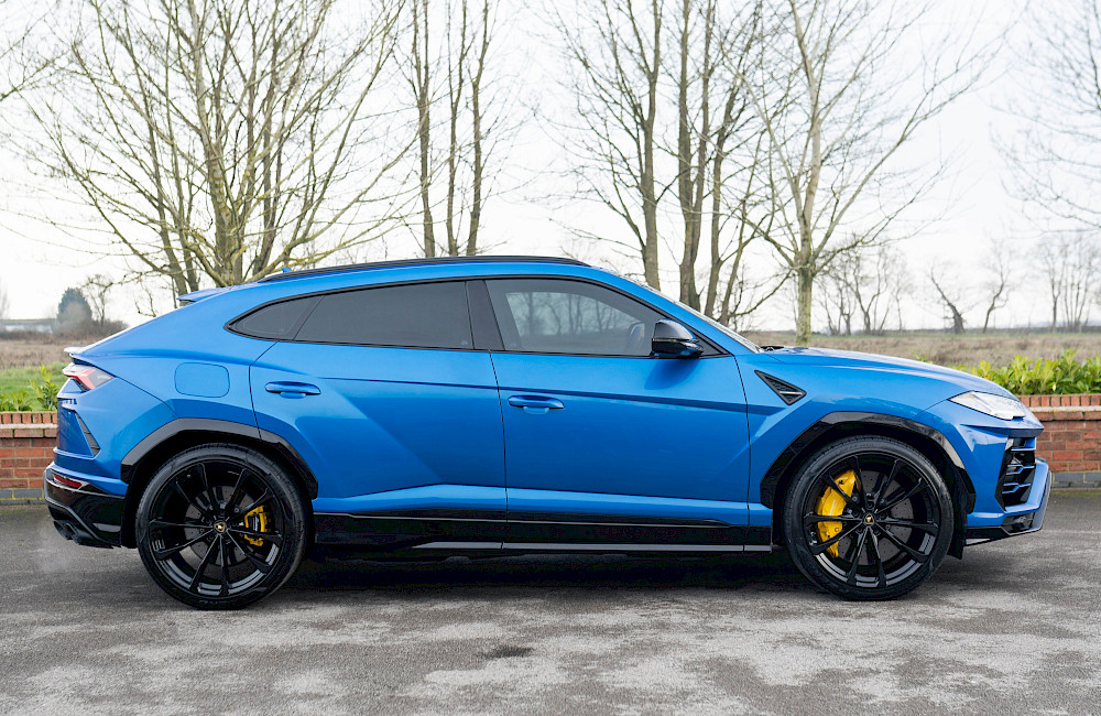 2018/68 Lamborghini Urus 10