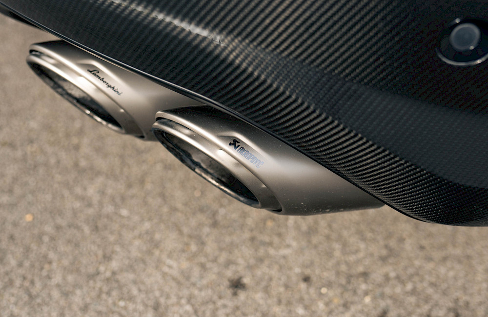 2025/25 Lamborghini Urus Performante 30