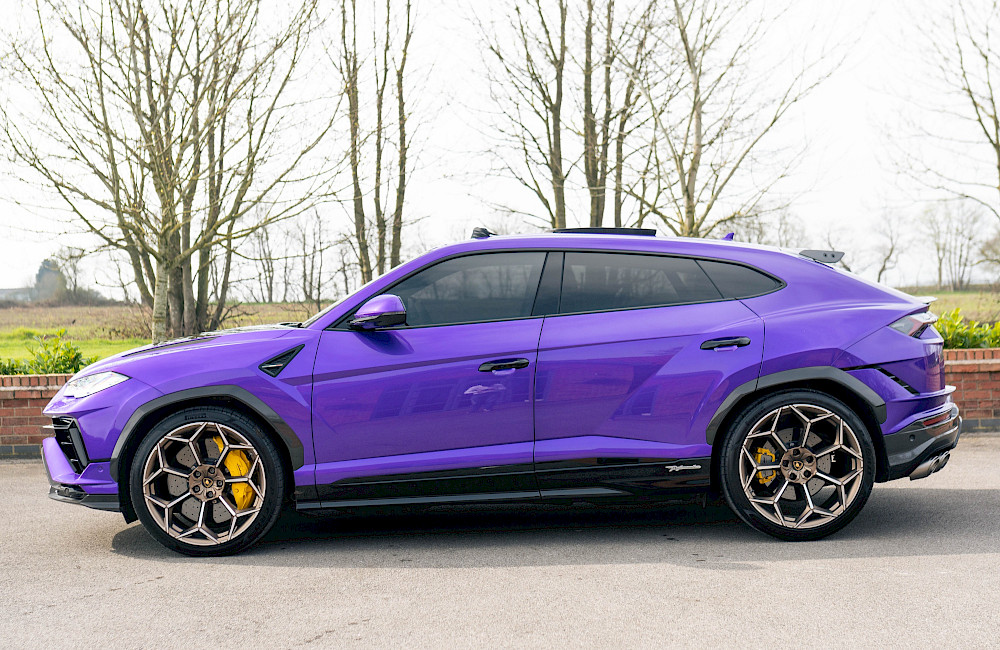 2025/25 Lamborghini Urus Performante 18
