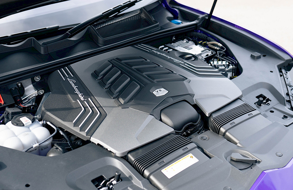 2025/25 Lamborghini Urus Performante 44