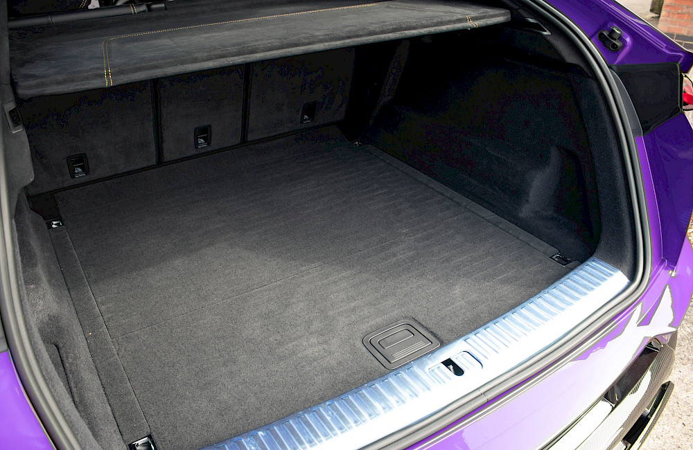 2025/25 Lamborghini Urus Performante 77