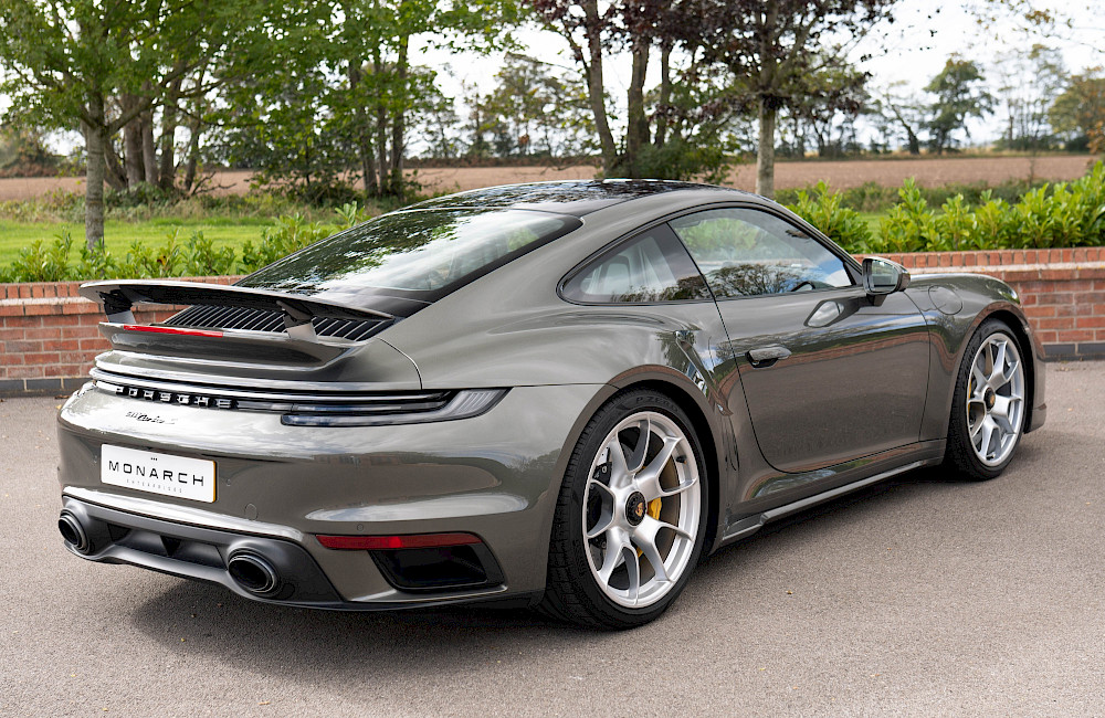 2022/22 Porsche 911 Turbo S 992.1 8